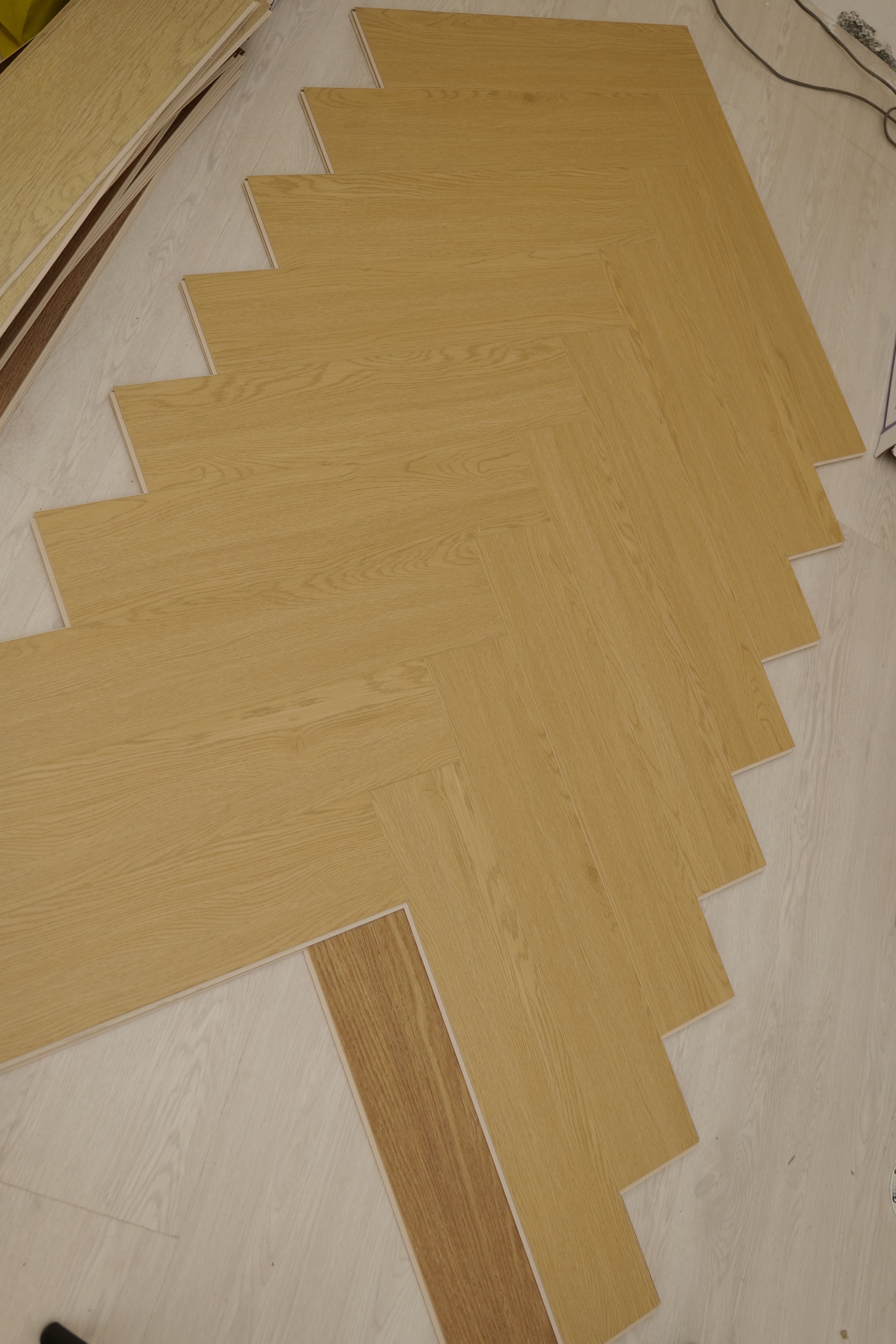 Кварцвиниловый SPC ламинат Evofloor Parguet Click Manora Манора P922-3 венгерская елка 640×128×4,5